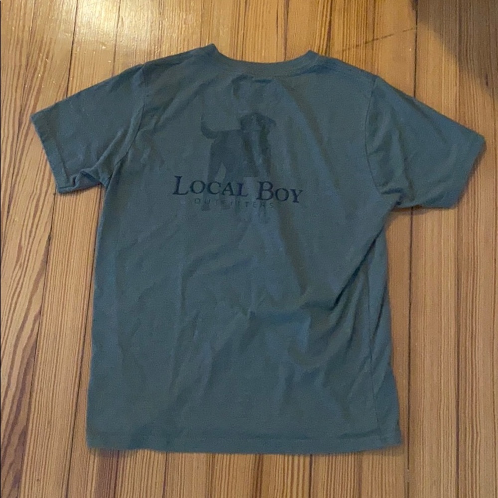 Kids local boy tshirt nwot